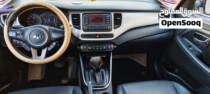 Kia Rondo 2017 photo 2