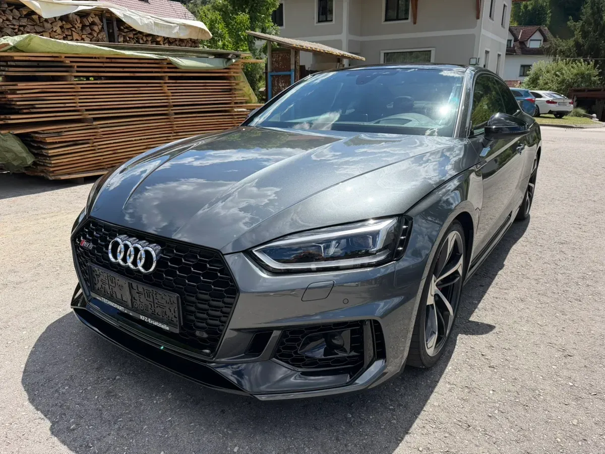 Audi A5 2017 photo 2