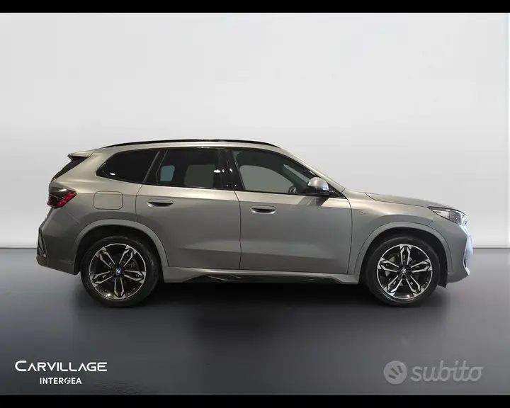 BMW X1 2022 photo 4