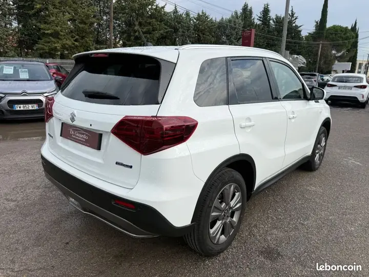 Suzuki Vitara 2024 photo 2