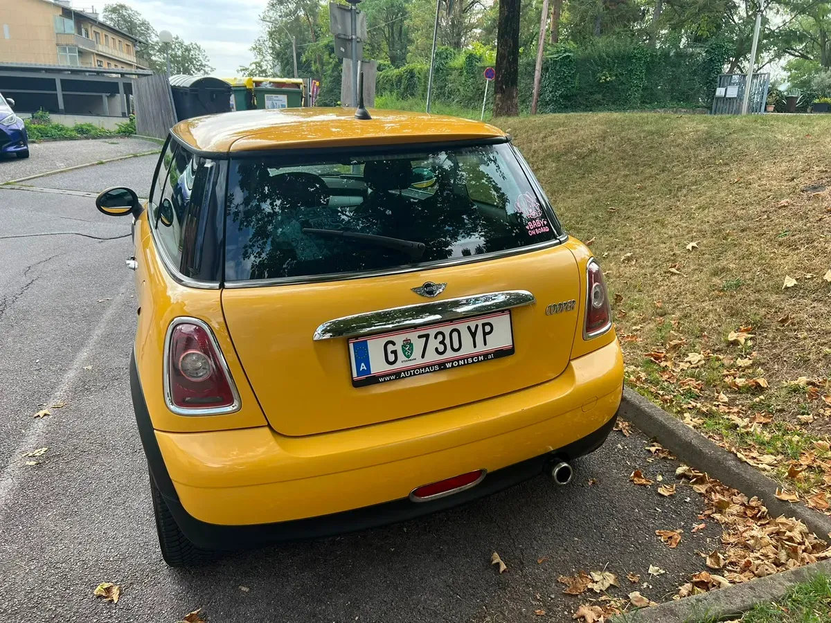 Mini Cooper 2009 photo 2