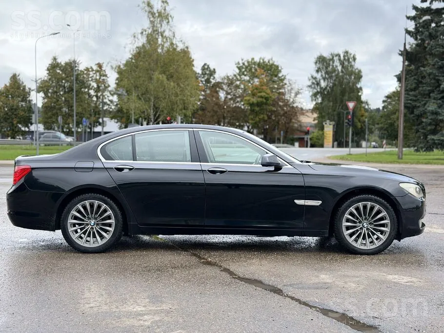BMW 730 2009 photo 5