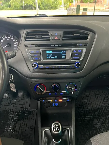 Hyundai I20 2017 photo 5