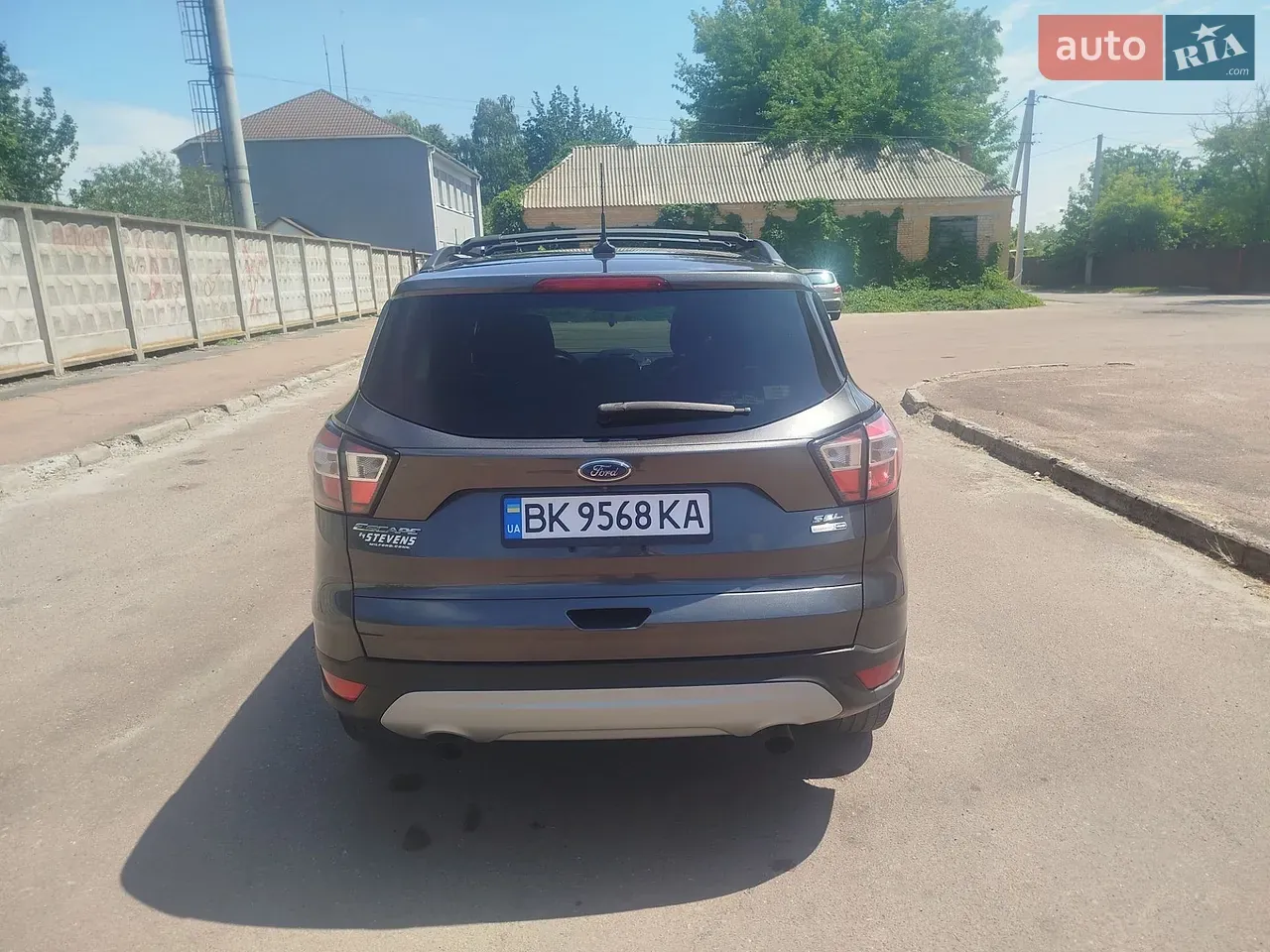 Ford Escape 2018 photo 2