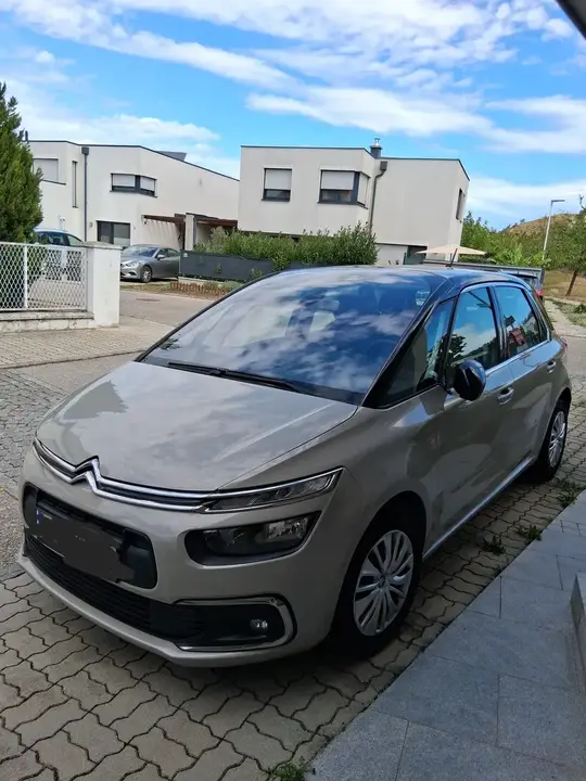 Citroen C4 Picasso 2017 photo 2