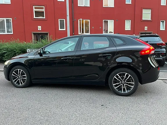 Volvo V40 2017 photo 5