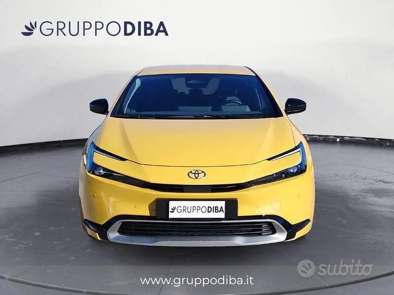 Toyota Prius 2025 photo 2