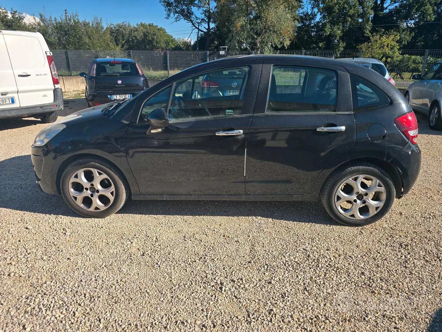 Citroen C3 2012 photo 3