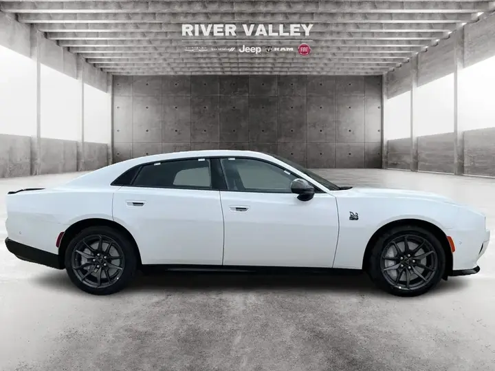 Dodge Charger 2026 photo 2