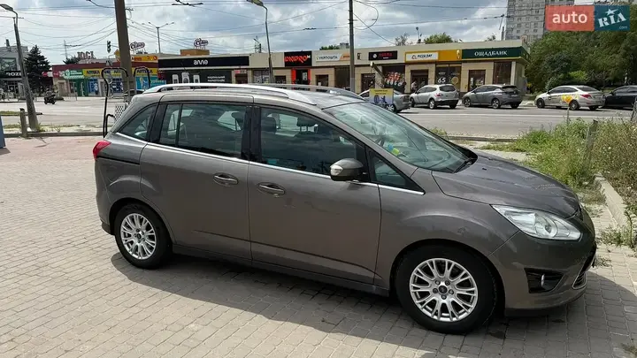 Ford C-Max 2012 photo 2