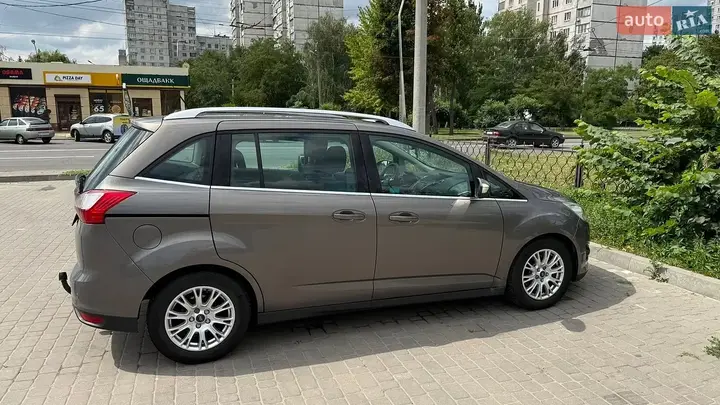 Ford C-Max 2012 photo 3