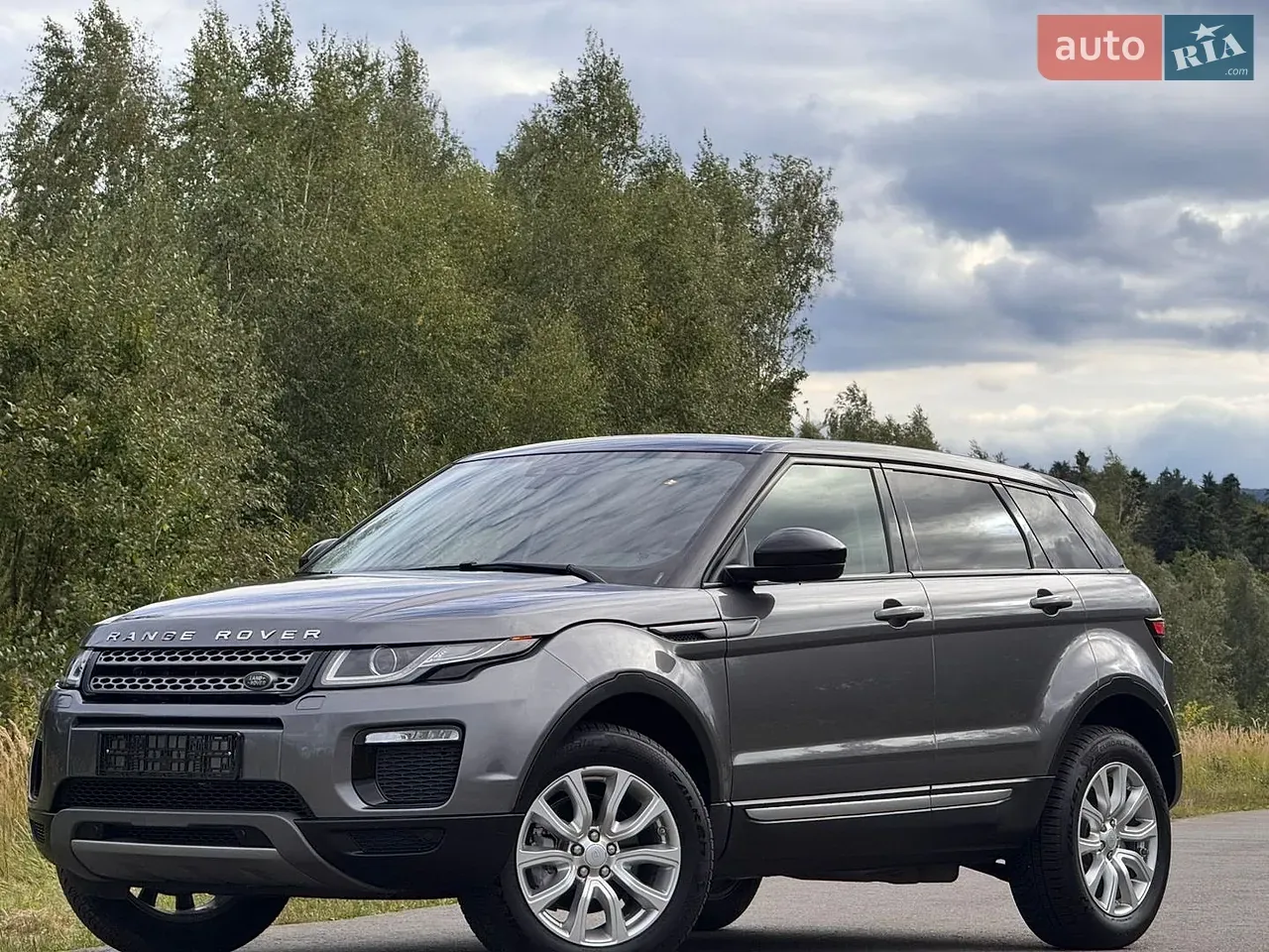 Land Rover Range Rover Evoque 2019 photo 3