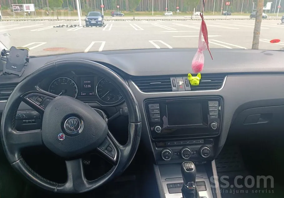 Skoda Octavia 2015 photo 3