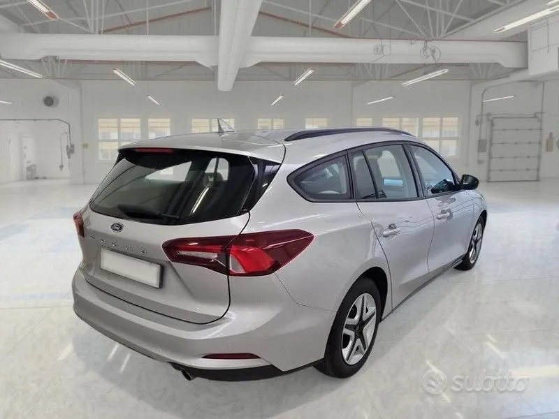 Ford Focus 2022 photo 4