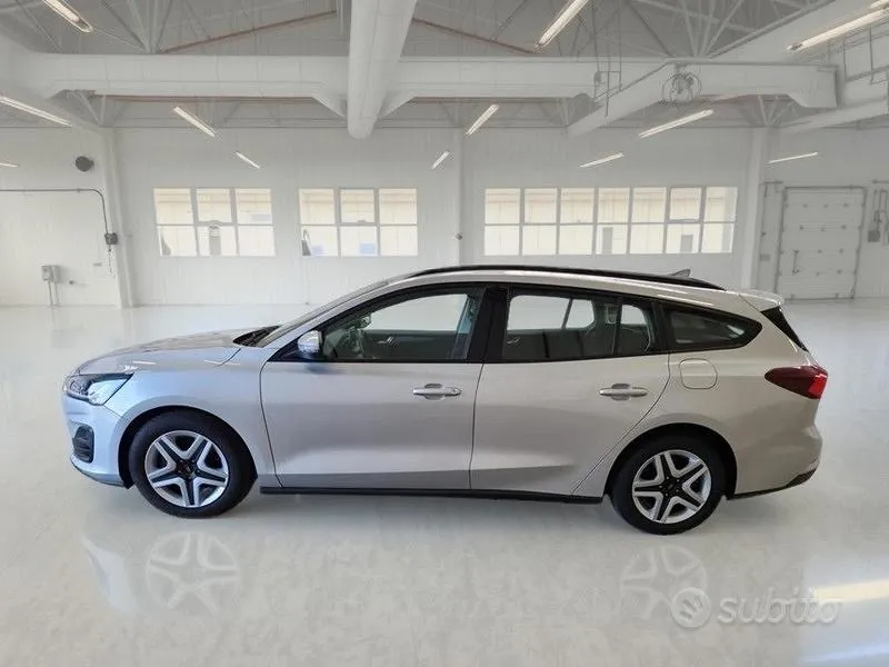 Ford Focus 2022 photo 5
