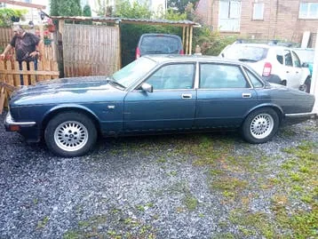 Jaguar Xj