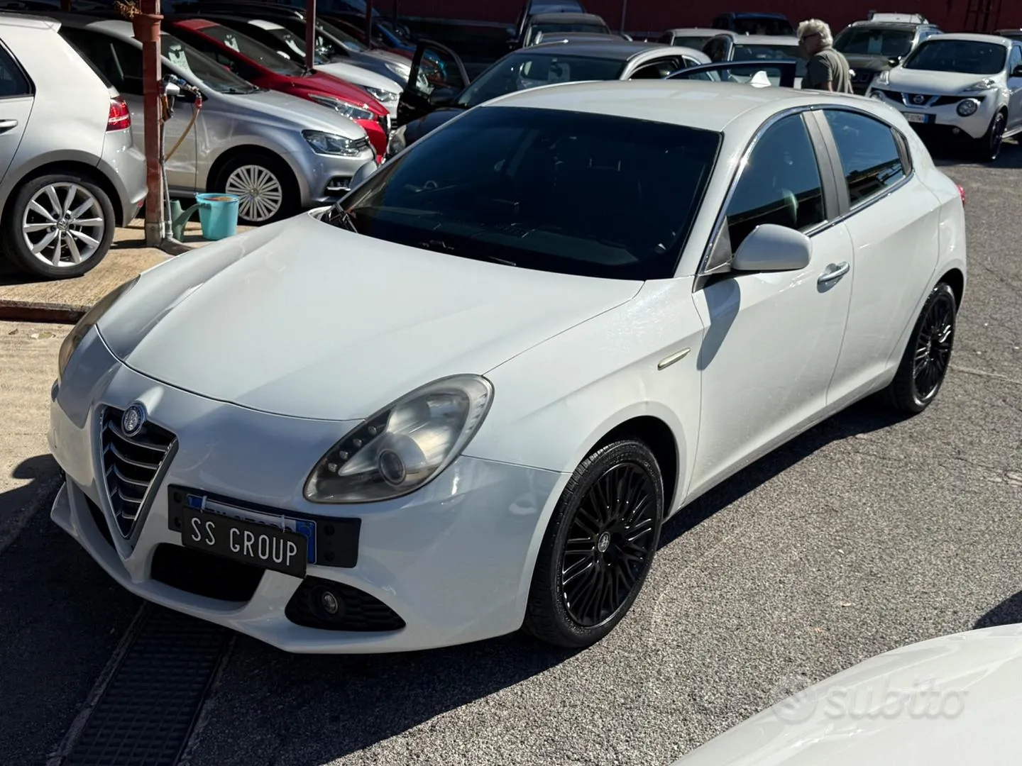Alfa Romeo Giulietta 2012 photo 4