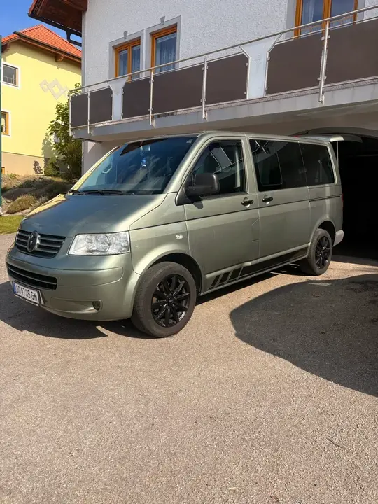 Volkswagen Caravelle