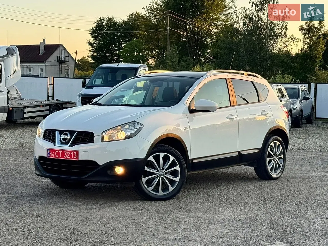 Nissan Qashqai 2011 photo 2