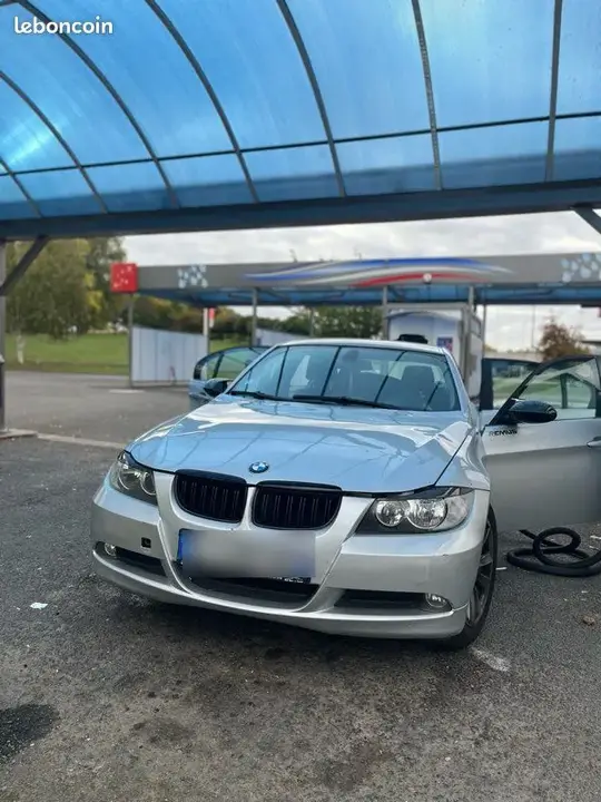 BMW 3 Series 2006 photo 2
