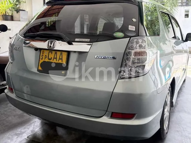 Honda Fit Shuttle 2012 photo 2