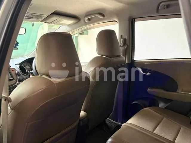 Honda Fit Shuttle 2012 photo 4