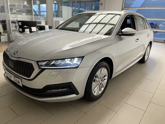 Skoda Octavia 2024 photo 4
