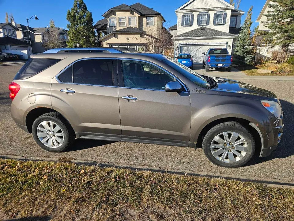Chevrolet Equinox 2011 photo 2