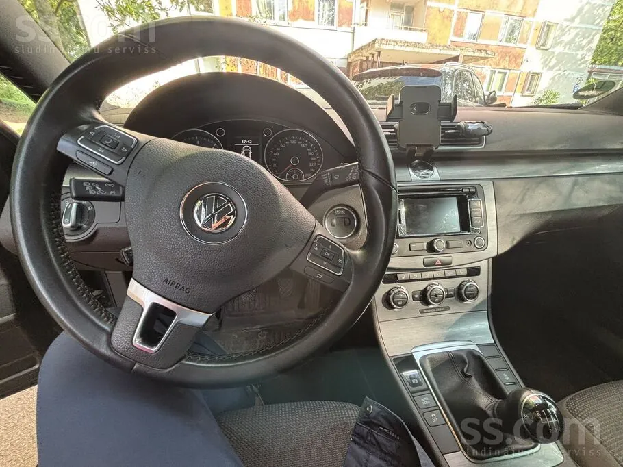 Volkswagen Passat 2014 photo 3