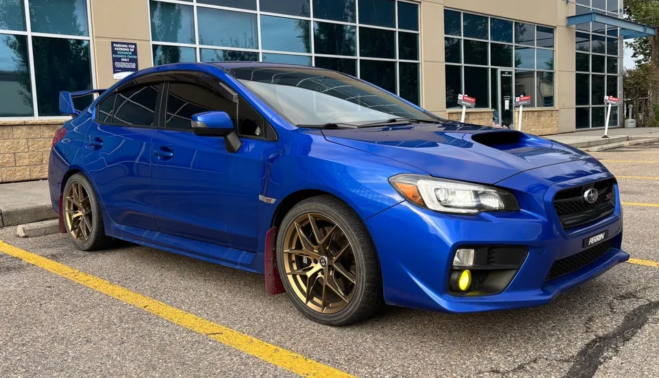 Subaru Wrx Sti 2015 photo 2