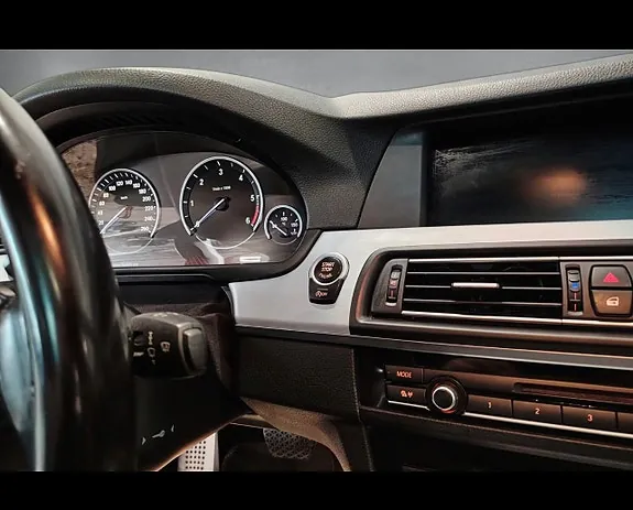BMW 520D 2011 photo 3