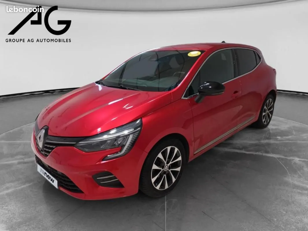 Renault Clio 2023 photo 2