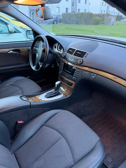 Mercedes-Benz E200 2005 photo 5