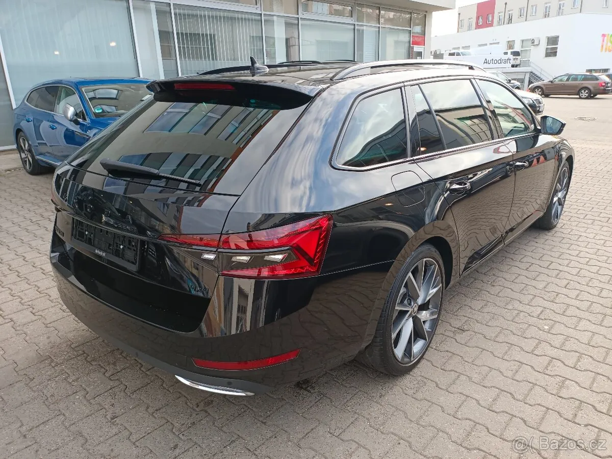 Skoda Superb 2023 photo 4