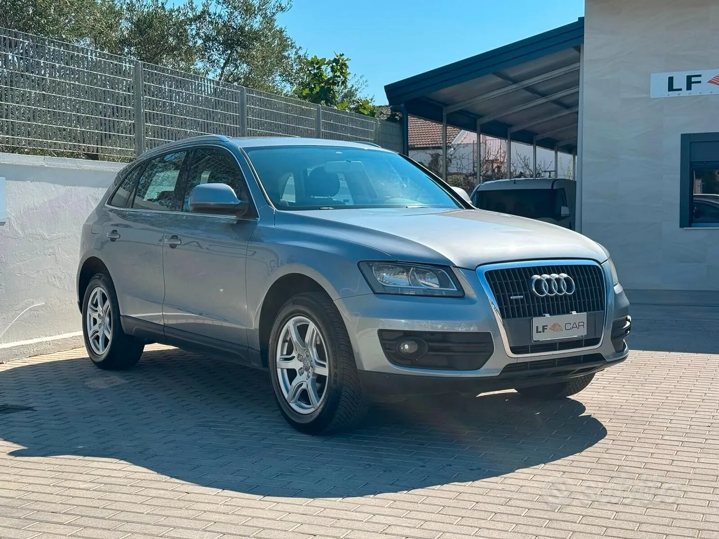 Audi Q5 2010 photo 3