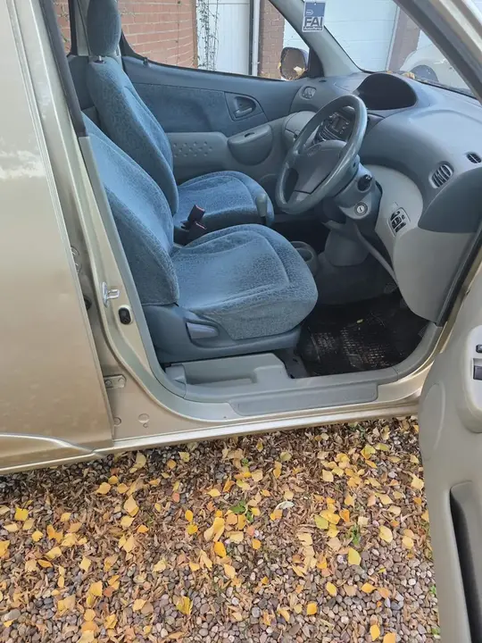 Toyota Yaris Verso 2002 photo 5