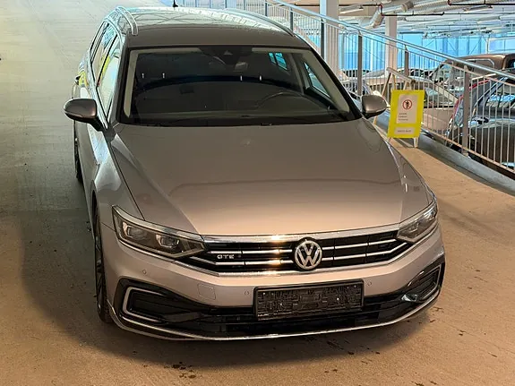 Volkswagen Passat 2020 photo 2