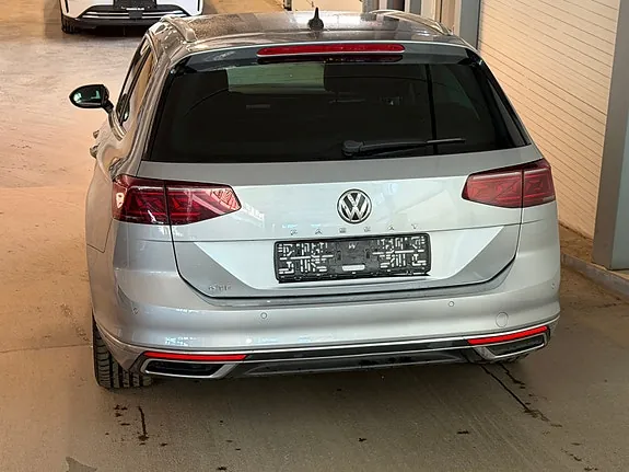 Volkswagen Passat 2020 photo 5