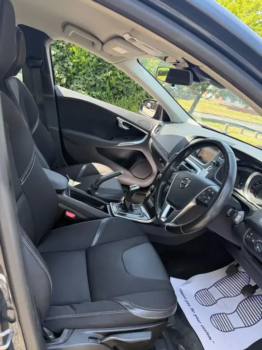 Volvo V40 2018 photo 5