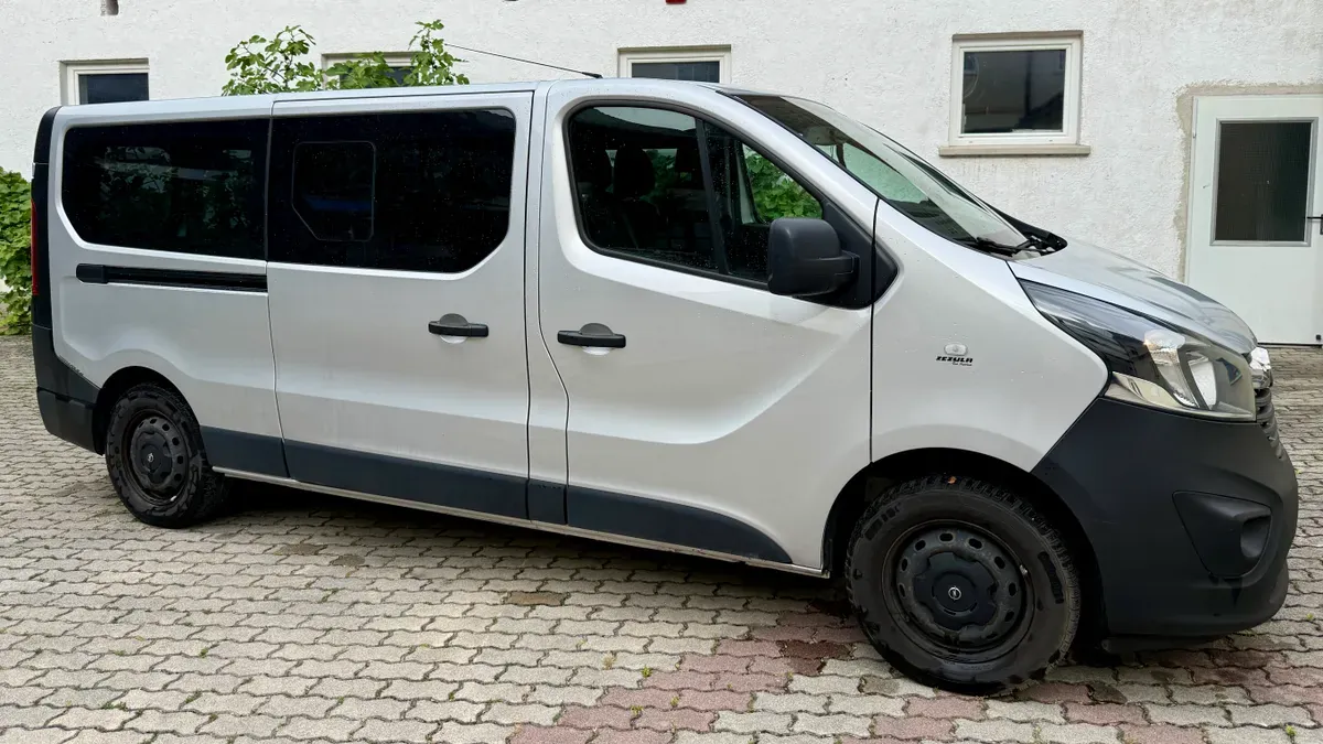 Opel Vivaro 2018 photo 3
