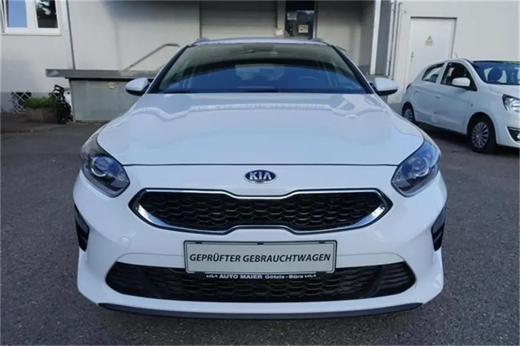 Kia Ceed 2021 photo 2