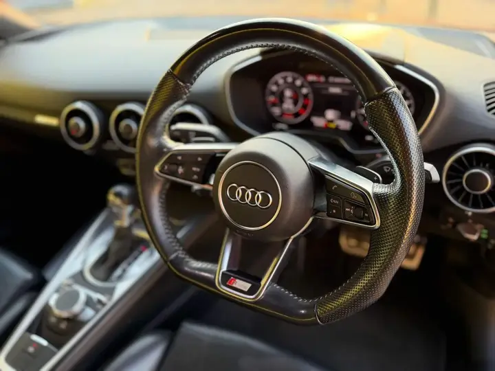 Audi Tt 2016 photo 2