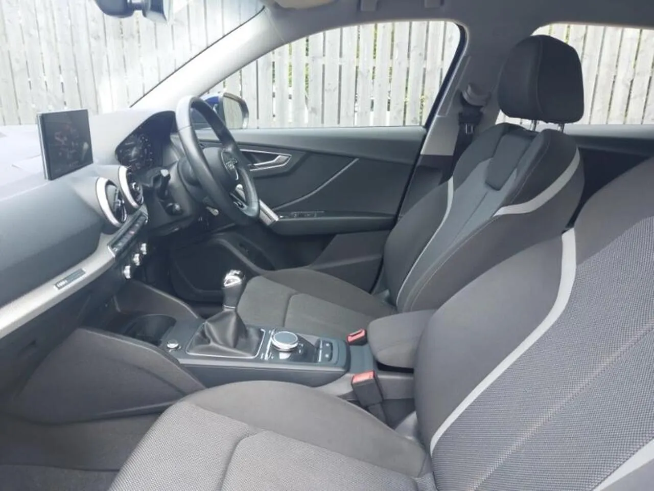Audi Q2 2021 photo 5