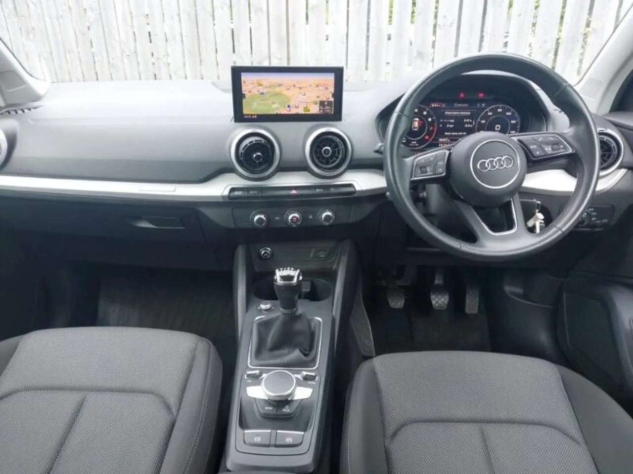 Audi Q2 2021 photo 3