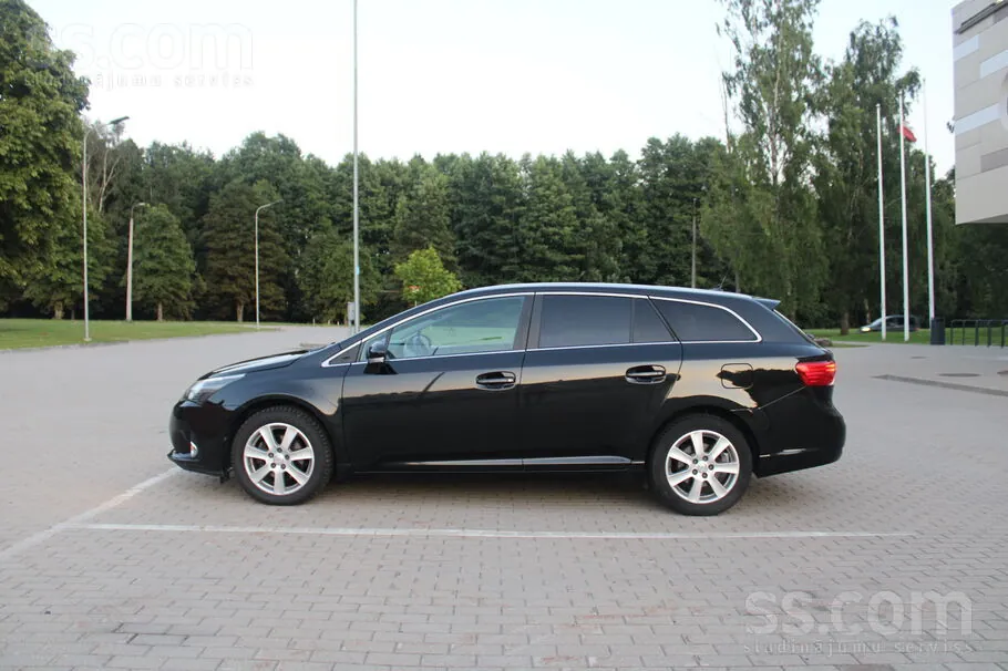Toyota Avensis 2014 photo 3
