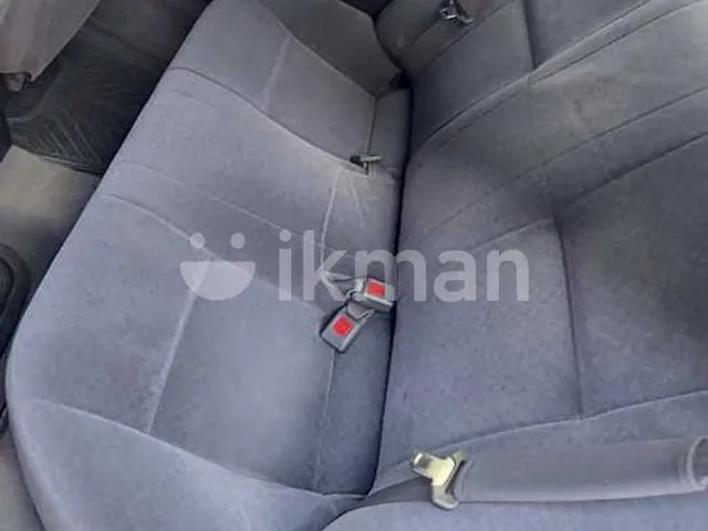 Nissan Sunny 1999 photo 2