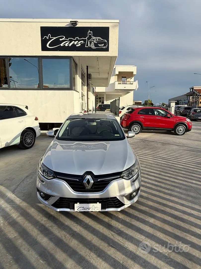Renault Megane 2016 photo 2