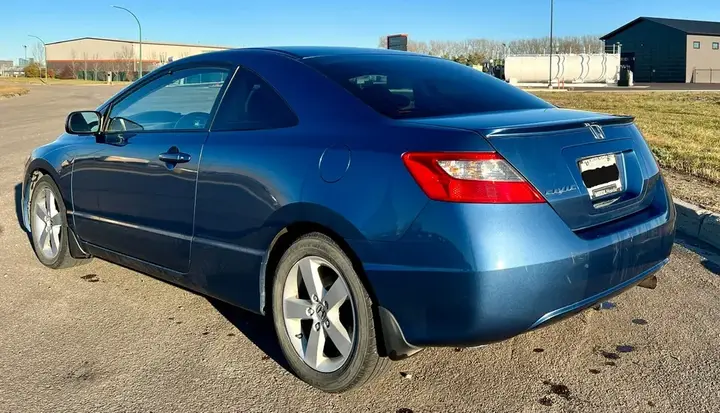 Honda Civic 2009 photo 3