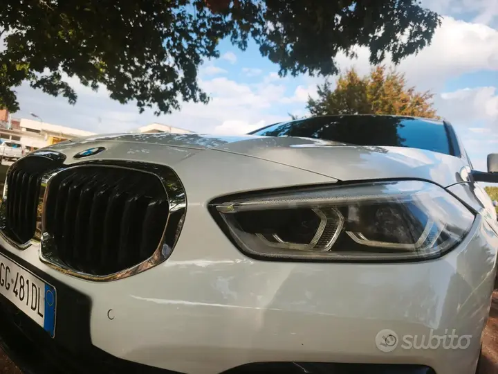 BMW 1 Series 2020 photo 2