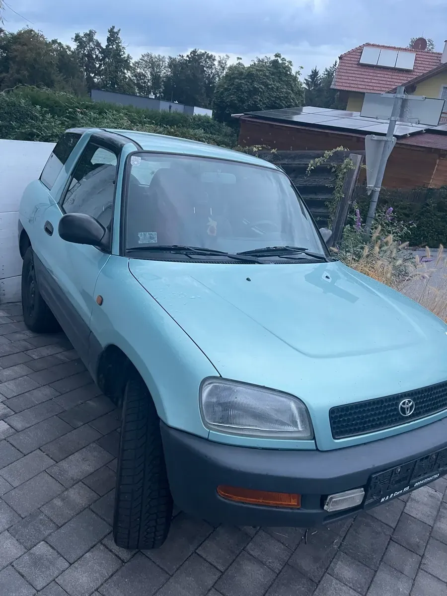 Toyota Rav4 1998 photo 2